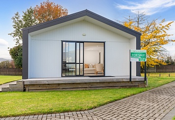 Boxed Gable End, Hamilton 33959 (Pre-built)